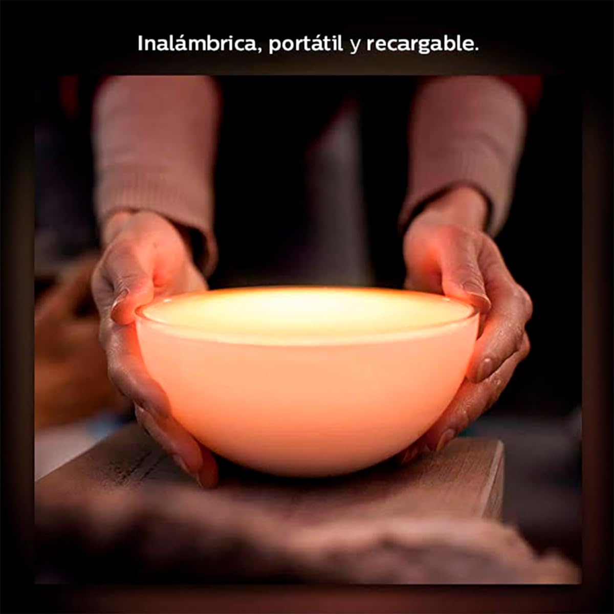 Philips Hue Go Lámpara de mesa (Bluetooth y Zigbee), color blanco + Bridge puente para sistema de iluminación controla con tu voz y conecta hasta 50 luminarios/accesorios inteligentes