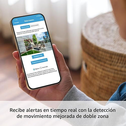 Blink Outdoor 4 - Cámara de seguridad inalámbrica inteligente, con dos años de duración de batería, compatible con Alexa. Sync Module 2 incluido. Sistema de 1 cámara (Negro)