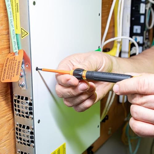 Klein Tools 32584INSR - Juego de destornilladores de precisión 8 en 1 con funda, juego de aislamiento clasificado de 1000 V con puntas TORX ranuradas y a prueba de manipulaciones