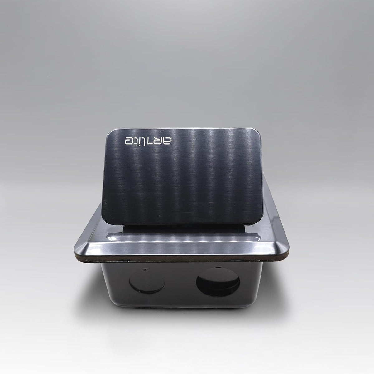 Placa APL-003 Artlite, Tomacorriente Empotrable Color Gris Oxford de Piso, Doble Salida, Acero + Pc + Hierro Galvaniado,15A,Materiales De Alta Calidad. (APL-003)