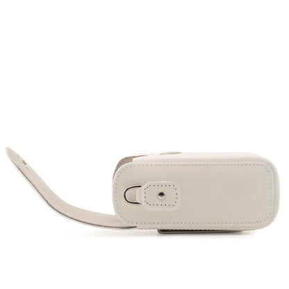 MegaGear MG1414 Estuche de Cuero, con Correa Compatible con Panasonic Lumix DC-ZS80, DC-ZS70, DMC-LX10, DMC-ZS60, DMC-ZS100 - Blanco