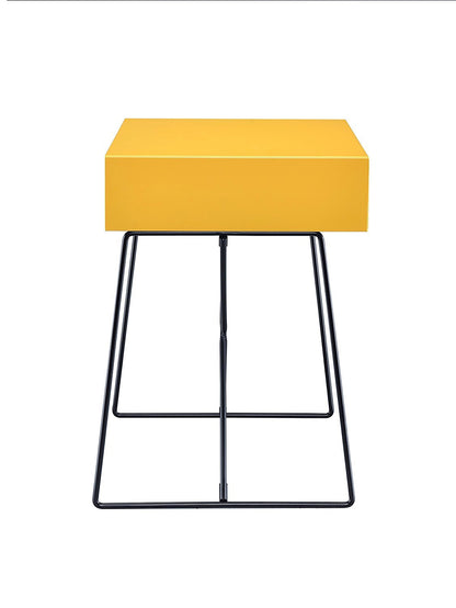 Major-Q Mesa Auxiliar Estilo Retro con Base de Metal para recámara/Sala de Estar/Sala de Juegos, Amarillo Acabado 18 x 15 x 22