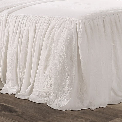 Lush Decor - Juego de Colcha de Falda con Volantes, 3 Piezas, Lujosa Ropa de Cama de Granja, Elegante Detalle de Volantes, Estilo Atemporal, sábanas Suaves y Ligeras, tamaño matrimonial, Color Rubor