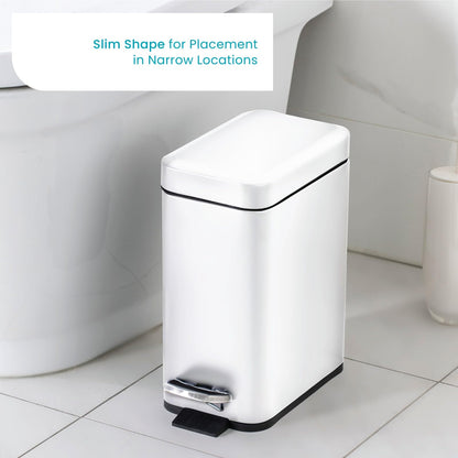 Home Zone Living - Juego de 2 cubos de basura pequeños de 1.3 galones, color blanco con tapa y pedal, papelera de acero inoxidable con diseño delgado para el hogar y la oficina, 5 litros