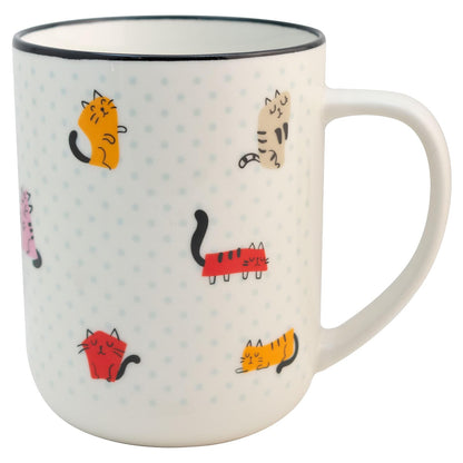 Tarro con borde negro con tematica de gatitos capacidad 620ml, taza para cafe, té, leche.