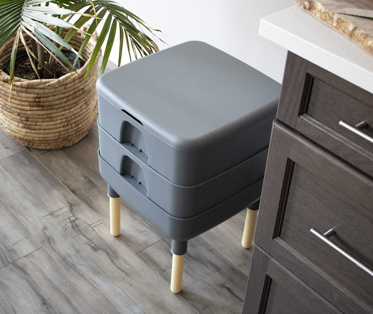 FCMP Outdoor - The Essential Living Composter, compostador de Gusano de 2 bandejas, Gris