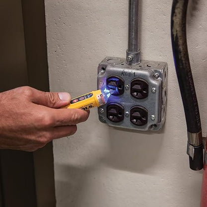 KLEIN TOOLS NCVT5KIT | Kit Probador De Voltaje | Doble Rango | Detector de voltaje para diagnósticos seguros; este probador de corriente detecta tensión sin contacto y agiliza revisiones.