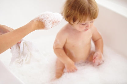 Bioderma - ABCDerm - Gel espumoso - Lavado suave para bebés - Limpiador sin jabón - Gel corporal para pieles delicadas de bebés y niños