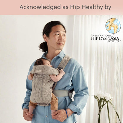 BabyBjörn Canguro Portabebé Mini, Gray Beige, 3D Mesh Newborn Carrier (7-15 lbs), Ergonomic, Easy-to-Use
