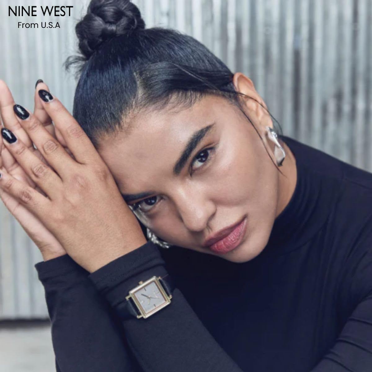 Nine West - Reloj con correa para mujer, Blanco/Dorado, Moderno