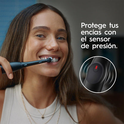 Oral B Cepillo Eléctrico Series iO2, Remueve hasta 100% más placa*, 1 Unidad