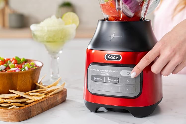 Oster Licuadora 800 W con Vaso de Vidrio de 1.5 L, 2 Programas Automáticos | 3 Velocidades + Pulso, motor reversible, acople metálico y cuchilla que tritura hielo, rojo, BLSTPEG-CRT