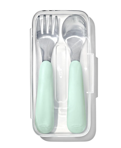 OXO Tot On-The-Go Set de Tenedor y Cuchara para Niños - Verde