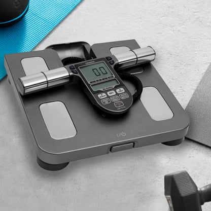 OMRON Báscula Corporal Digital HBF-514C, 7 Indicadores de Salud | 7 indicadores: IMC, metabolismo basal, grasa visceral, % músculo esquelético. 4 perfiles + invitado. Memoria 1/7/30/90 días.