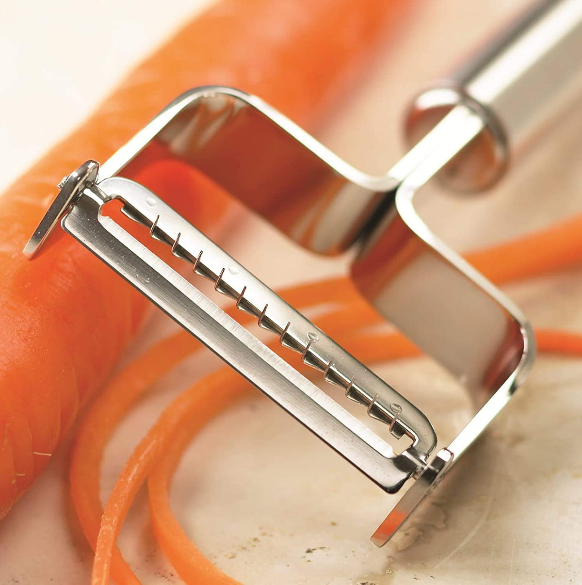 Kuhn Rikon 2201 Stainless Julienne Peeler