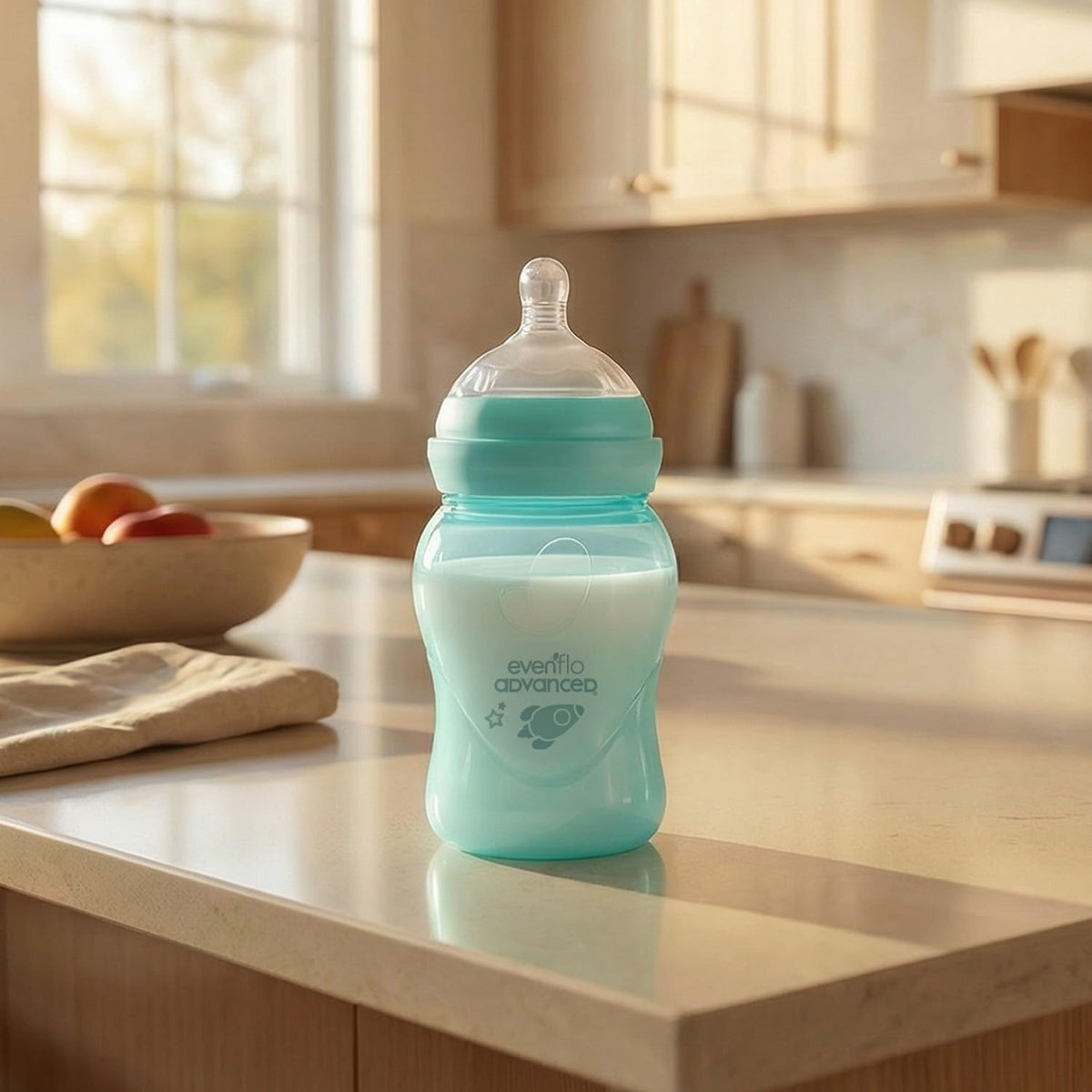 Evenflo Advanced Biberón Anticólicos Avanzado, Cuello Ancho, Azul y Verde Turquesa, Silicón Grado Alimenticio, 150ml, Sistema Doble Válvula, Flujo Lento, para Bebés 0-3 Meses, Paquete de 2 Piezas