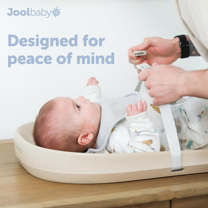 Jool Baby - Cambiador impermeable para bebé, fácil de limpiar, ligero y portátil, cojín de espuma grande para mayor comodidad (avena)