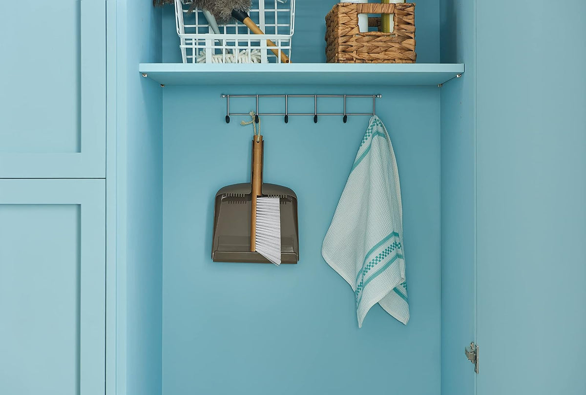 ClosetMaid Perchero para Colgar en la Pared, 14,7 x 46,7 x 9,7 cm, Color Plateado