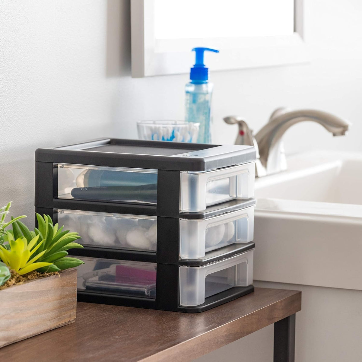 IRIS USA Paquete de 4 Organizadores Apilables de 3 Cajones, Negro | Organiza artículos de oficina, papelería, maquillaje, manualidades y esenciales diarios en el escritorio