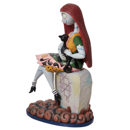 Enesco Jim Shore Disney Traditions Nightmare Before Christmas - Figura de Sally y Gato en lápida, 8 Pulgadas, Multicolor