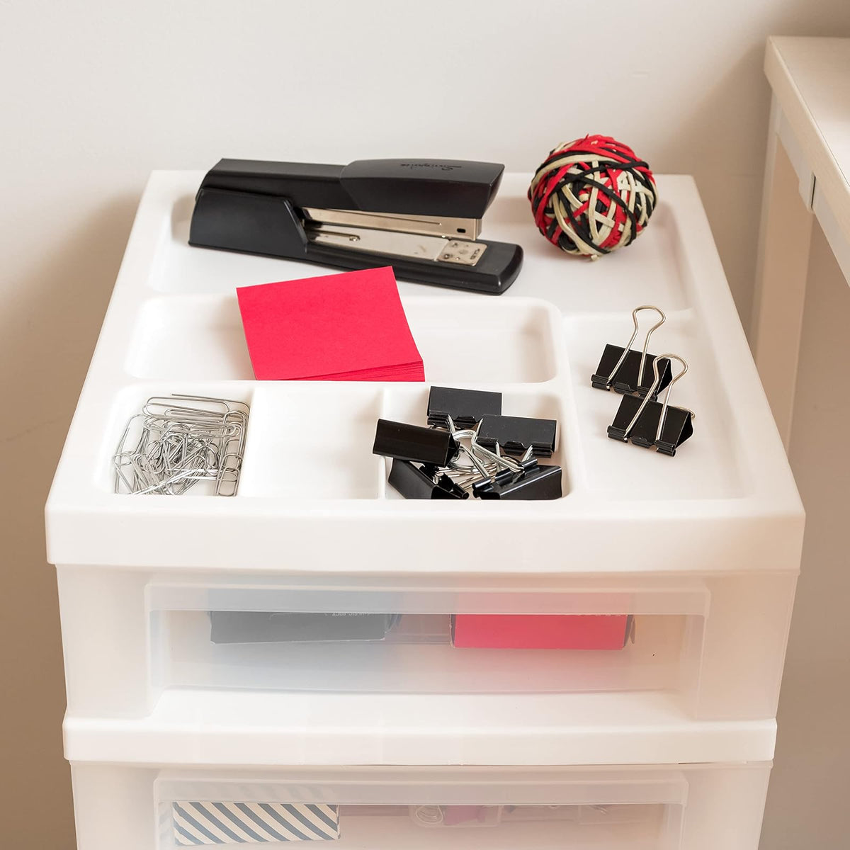 IRIS USA Carrito Organizador con Ruedas de 4 Cajones, Blanco/Transparente | Organiza manualidades, artículos de oficina, salón y accesorios con cajones de fácil acceso para uso diario