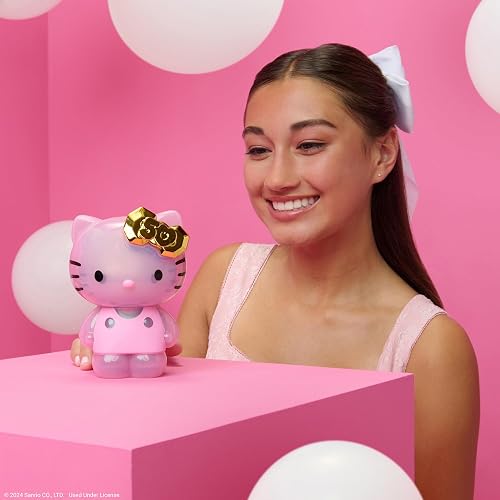 Jazwares Hello Kitty and Friends - Cifras de anidación del 50 Aniversario - Cinco Cifras de 6 a 2 Pulgadas Cada una con un Acabado único, 5 décadas de Amistad, Producto Oficial de Sanrio