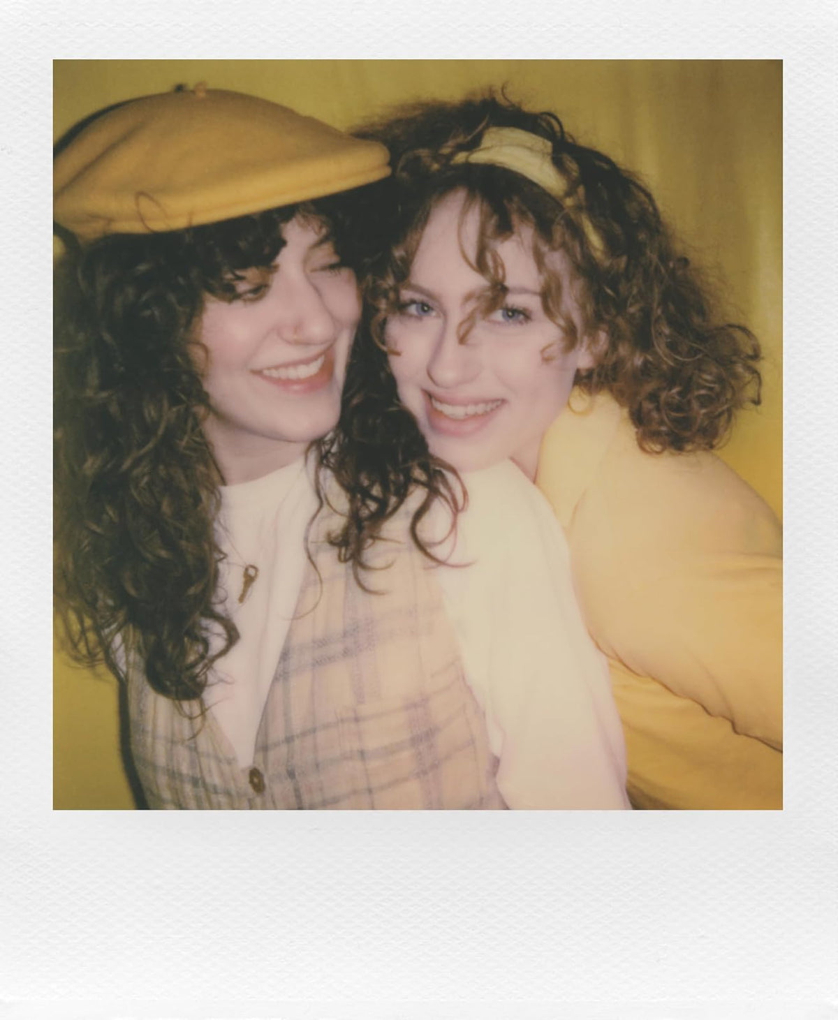 Polaroid Now - Cámara instantánea de 3ª generación Tipo I, Color Rosa, sin película, 9197