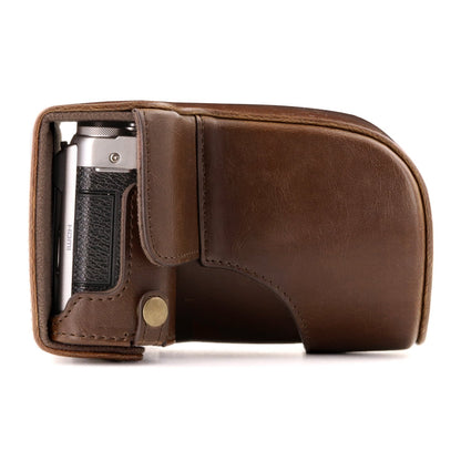 MegaGear MG1002 Estuche Ever Ready, Funda de cuero, de pronto uso, con correa compatible con Fujifilm X-A10 - Marron Oscuro