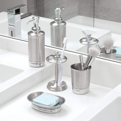 InterDesign York Metal Portacepillos de Dientes, Soporte Organizador de baño para Utensilios de Maquillaje en Acero Inoxidable, Plateado/Plateado Mate