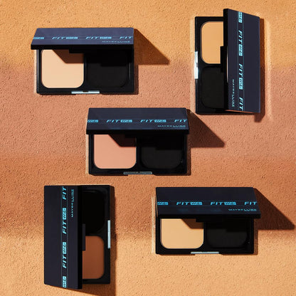 Maybelline Base de Maquillaje en Polvo Fit Me, Light Beige 118, 9 gr, controla brillo por 24h, con protector solar, resistente al agua, sudor y humedad