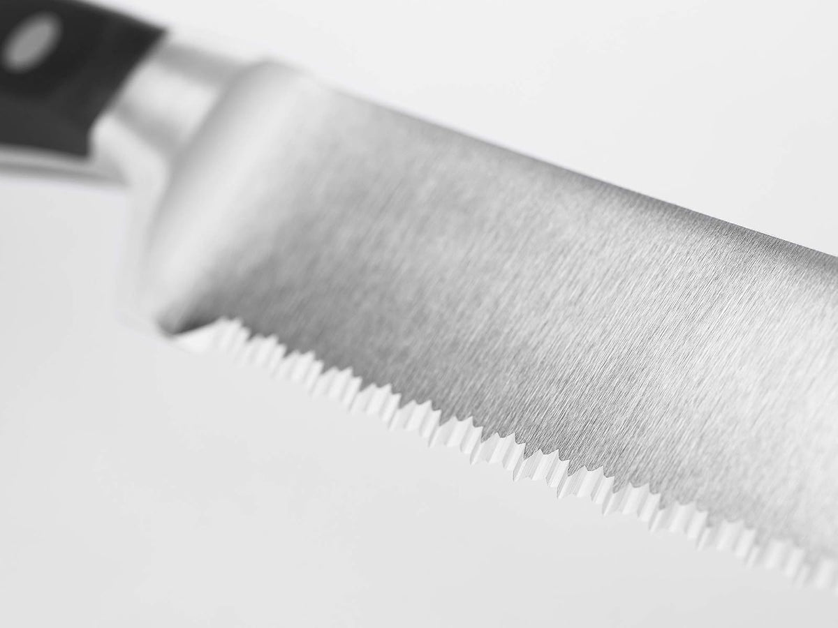 WÜSTHOF Classic - Cuchillo para Pan 9" (23 cm), Cuchillo Dentado Profesional, Acero Alemán Forjado, Ideal para Pan, Pasteles y Repostería