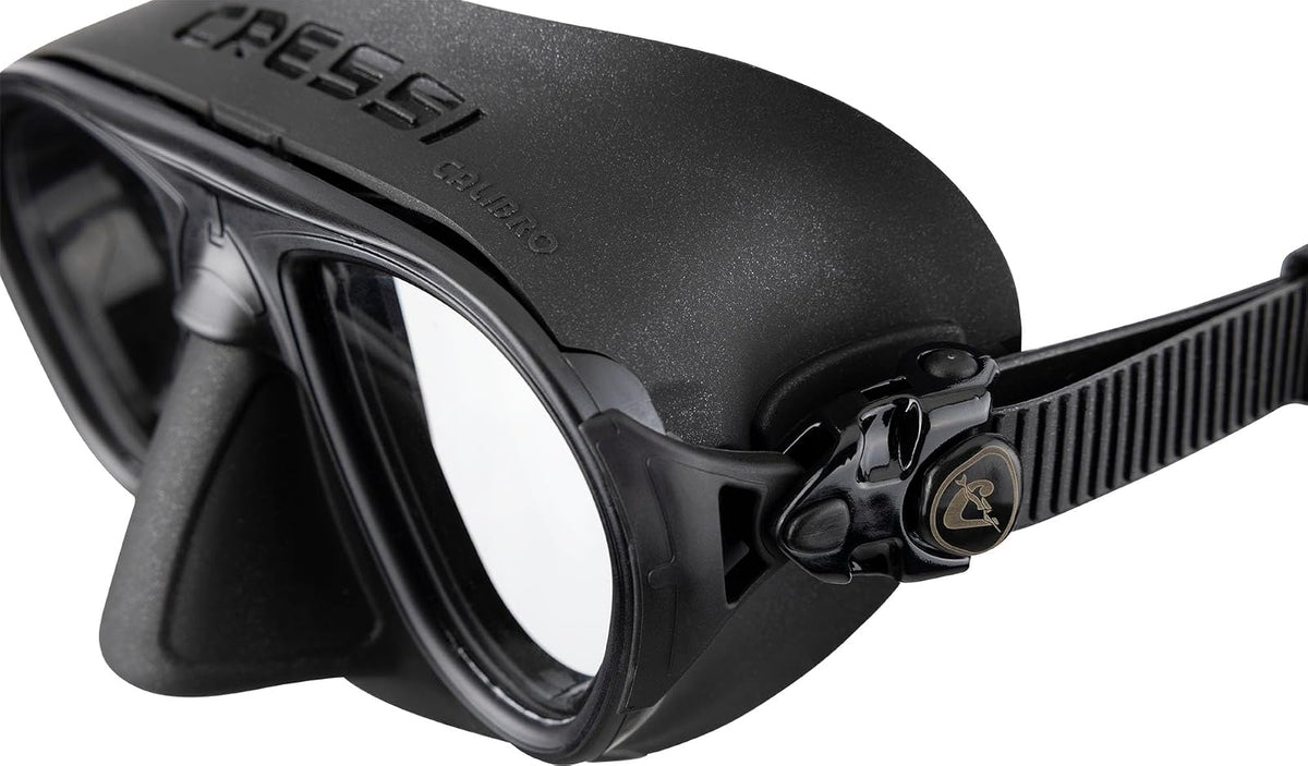 Cressi - Máscara de Buceo para Adultos, Tope de Niebla, bajo Volumen, Vista Amplia, Calibre: Fabricada en Italia