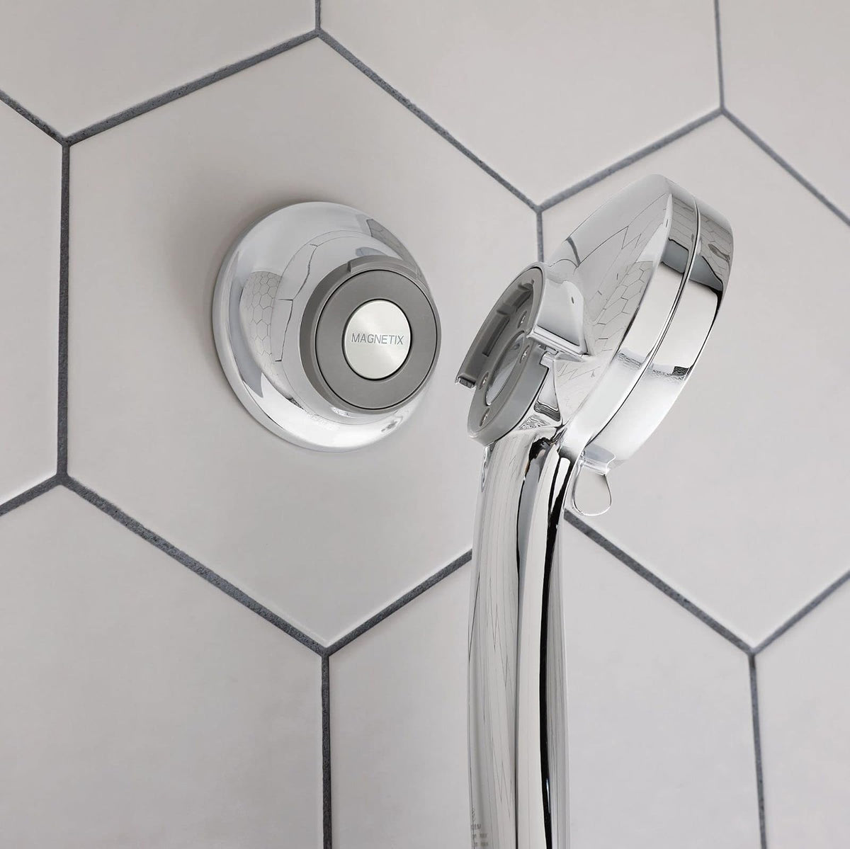 Moen 186117 - Base de mando a distancia extraíble con soporte de pared incluido o opciones adhesivas permanentes impermeables