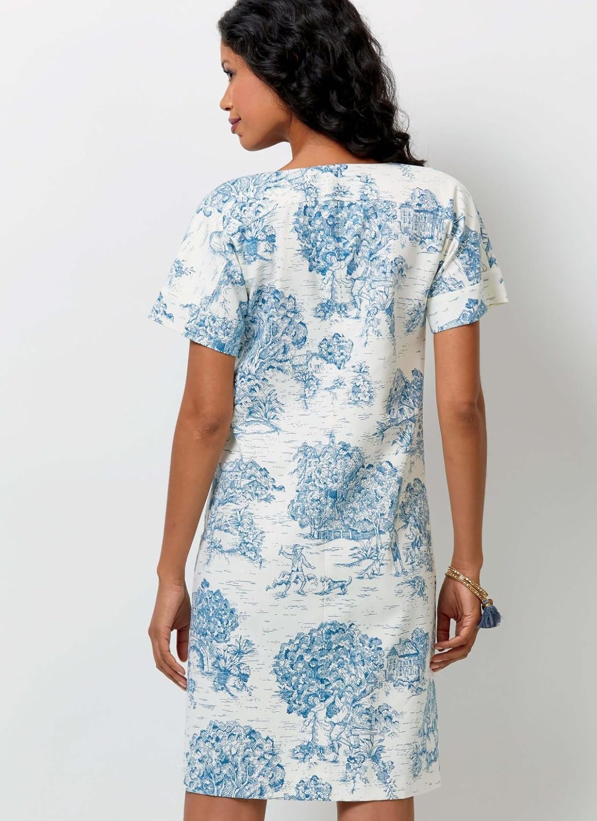 Butterick Patterns B6567E50 - Patrones de costura para vestidos de mujer (tallas 42-46)