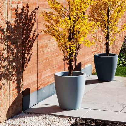Elly Décor - Maceta de plástico de 17 Pulgadas para jardín con Drenaje, Redonda Grande, Ligera y Extremadamente Duradera, Maceta de plástico para Interior/Exterior, 17 x 15 x 9 Pulgadas, Color Gris