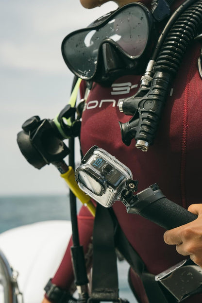 Carcasa Protectora y de Buceo GoPro (HERO12, HERO11, HERO10 y HERO9) – Accesorio Oficial GoPro