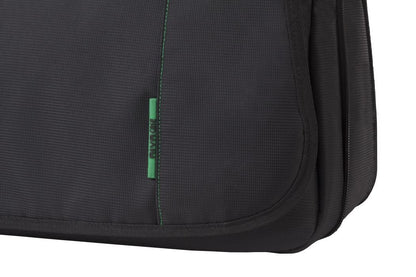 7450 Bolsa Rivacase para Cámara Reflex SLR tipo Mensajero Green Mantis. Guarda Celular, 3 Lentes y Flash, Tablet 10", Anti-Impacto, Bolsillos Externos, Correa Ajustable Acojinada Antideslizante.