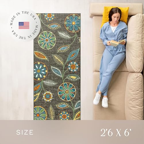 Maples Rugs Reggie - Alfombra Floral para Corredor, Fabricada en Estados Unidos, Lavable, Antideslizante para Cocina, Pasillo y lavandería, 2 pies 6 Pulgadas x 6 pies, Gris Oscuro