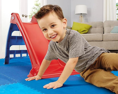 Little Tikes Primer Tobogán - Tobogán para Interiores y Exteriores - Duradero, Estable, Seguro - Color Rojo/Azul