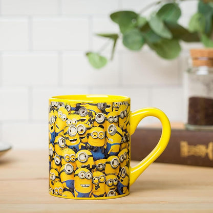 Silver Buffalo DM0132 Taza de cerámica, diseño de Minions de Gru, villano favorito de 14 onzas
