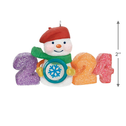 Hallmark - Adorno navideño de Recuerdo 2024, Sweet Decade 2024, Regalos para coleccionistas de muñeco de Nieve