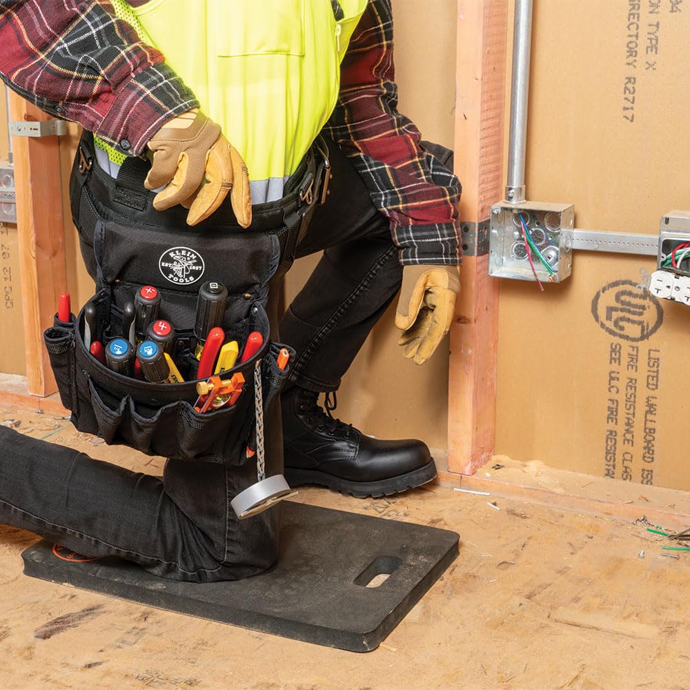 Klein Tools 80031C Juego de destornilladores codificados por colores, fabricado en Estados Unidos, con puntas de precisión, asas de agarre cojín, 2 ranuradas, 2 Phillips, 1 cuadrado, ideal para