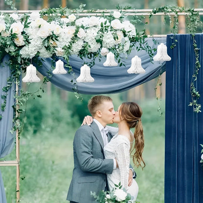 amscan Campanas Elegantes de Papel de Novia Blanco de Panal – 5 Pulgadas (Paquete de 4) – Decoraciones de Boda de Primera Calidad para recepción y Ceremonia