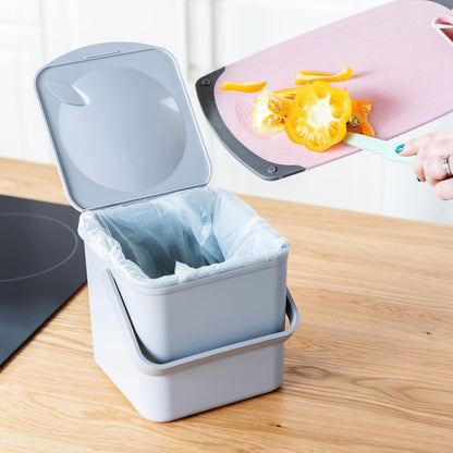 Minky Homecare - Contenedor de compostaje de Cocina – Cesta de Basura para encimera con Interior fácil de Limpiar – Fabricado en el Reino Unido – 3.5L (0.9 GAL.) (Gris Claro)