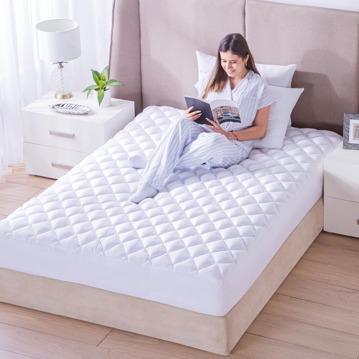 Colchas Concord Protector de Colchón, Color Blanco, 100% Poliéster, Tamaño Individual, Cubre Colchón Suave Que Protege contra Polvo, Manchas y Desgaste, 1 Pieza