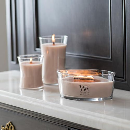 Woodwick - Vela perfumada de reloj de arena mediano con Pluswick Innovation, vainilla y sal marina