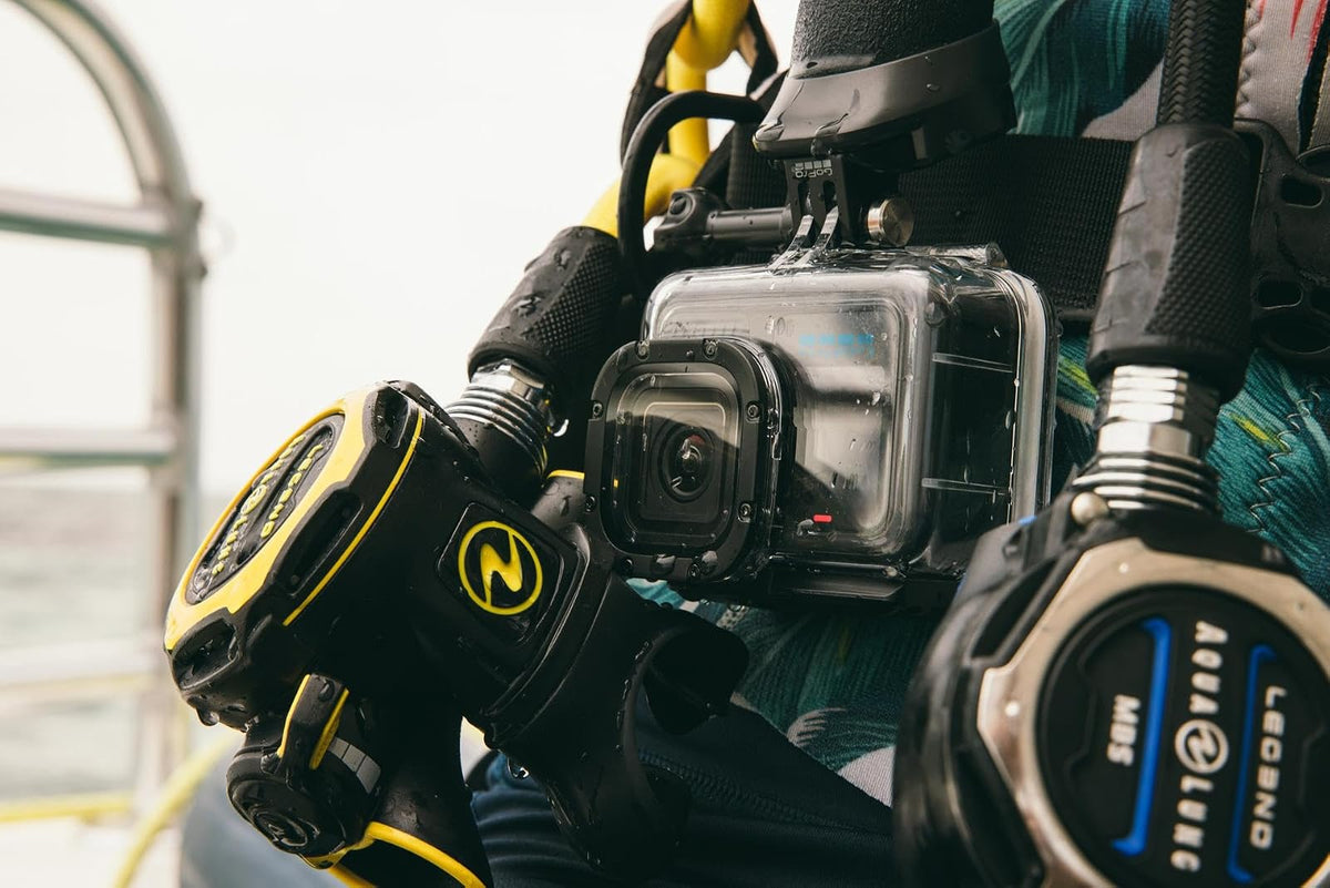 Carcasa Protectora y de Buceo GoPro (HERO12, HERO11, HERO10 y HERO9) – Accesorio Oficial GoPro