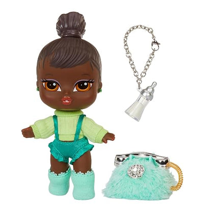 Bratz, Babyz Runwayz Felicia, Muñeca de Moda, Bebé de Juguete para Niñas, con Accesorios, Funciona como Llavero Colgante