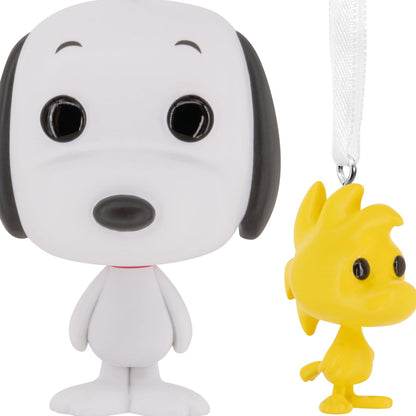 Hallmark Peanuts Snoopy y Woodstock Funko Pop Adornos de Navidad, Juego de 2, Regalos de Cultura Pop