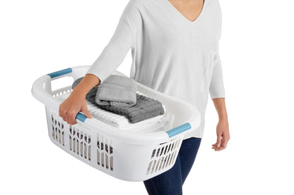 Rubbermaid Commercial Products – Cesto para Ropa Sucia y Organizador de Lavandería, Canasta de Plástico para el Hogar, de 52 L, Blanco FG299787WHT